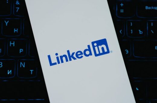 How to use LinkedIn to land your dream job